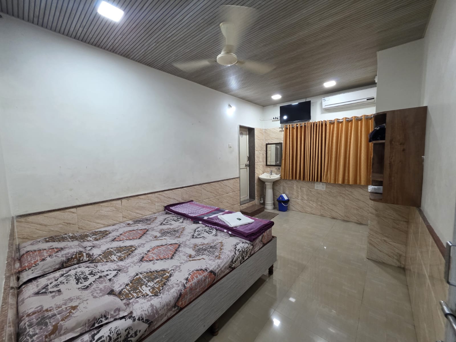 Standard Room photo 1
